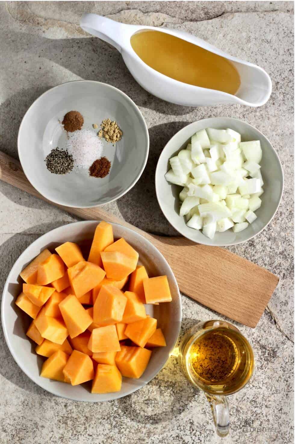 Ingredients for butternut squash apple soup
