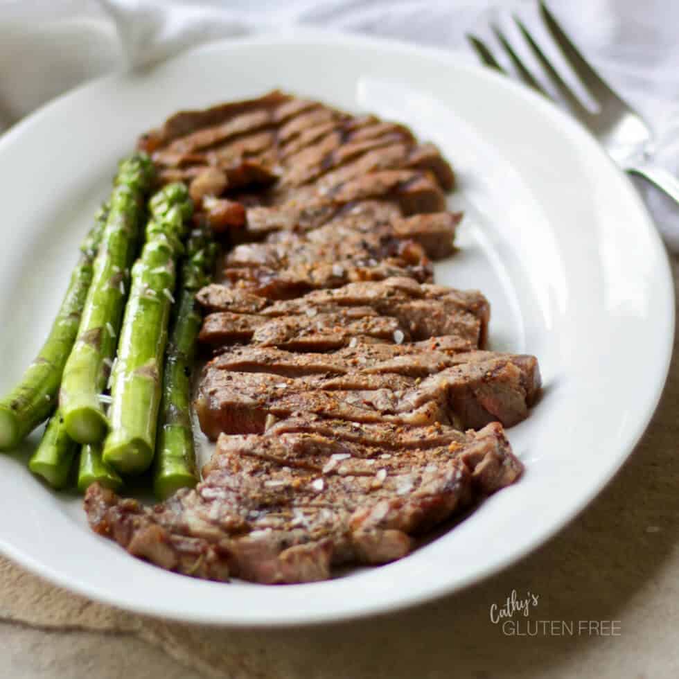 Grilled Beef Steak and Asparagus