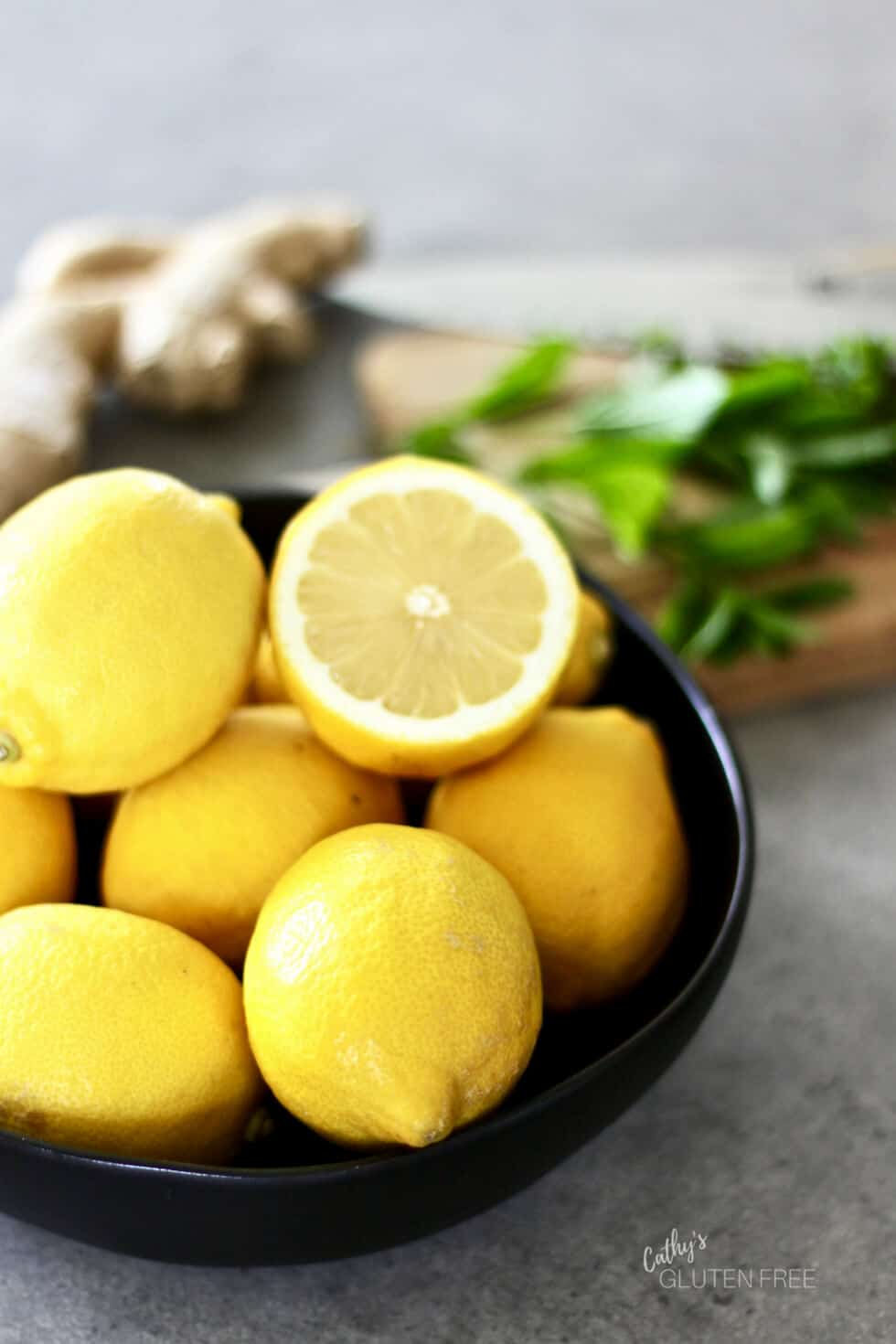 Fresh lemons, ginger, mint, and raw honey are used for this great homemade lemonade recipe. #lemon #fresh #healthy #homemade #recipe