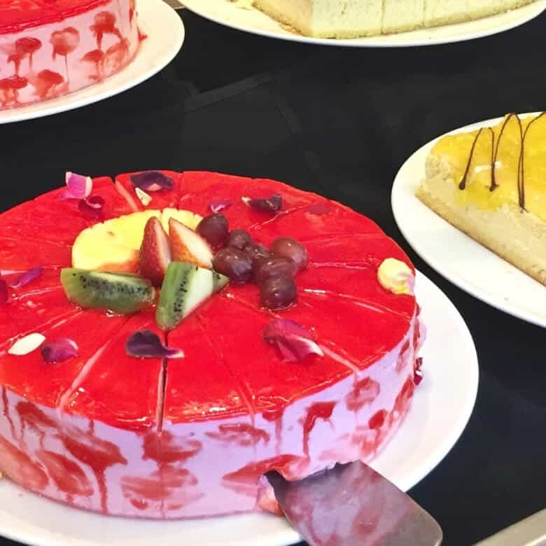 Pretty red cake