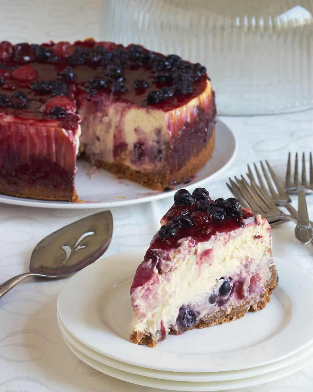 Gluten-Free Berry Cheesecake - Cathy's Gluten Free