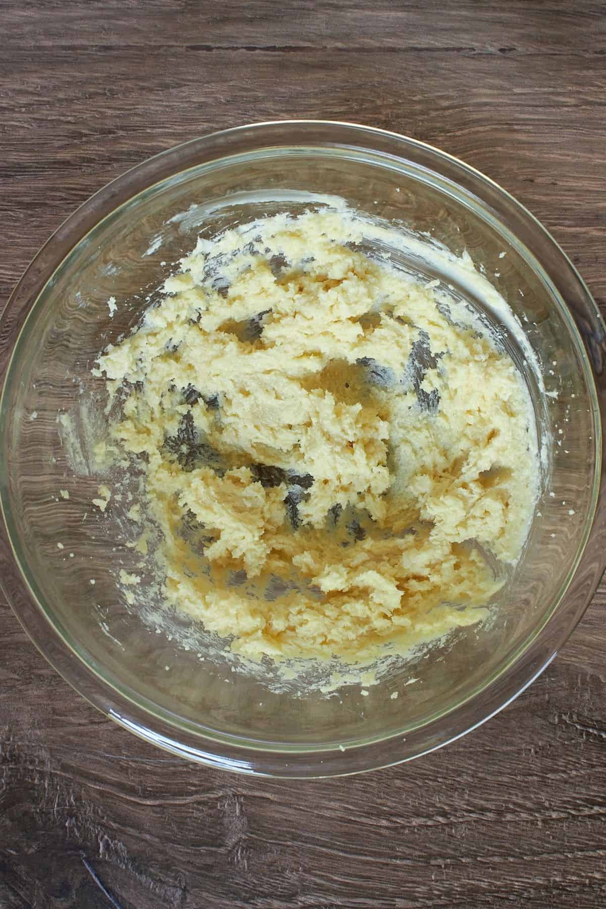 creamed butter in glass bowl.